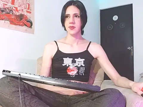 lucydreamm online show from 07/19/26, 10:35