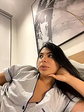 Snapshot of IsabelleFoxx_ chatting on 11/12/25, 04:35 IsabelleFoxx online show from 11/12/25, 04:35