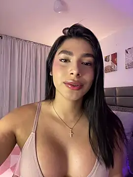 Snapshot of IsabelleFoxx_ chatting on 05/21/26, 12:50 IsabelleFoxx online show from 05/21/26, 12:50