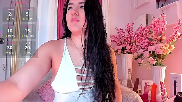 scarlet fostt  online show from 11/03/25, 12:06