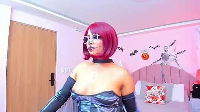 MadelaineJones online show from 10/31/25, 05:47