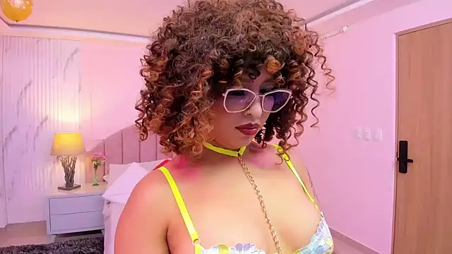 MadelaineJones online show from 04/23/26, 12:15