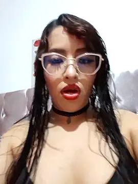 MadelaineJones online show from 07/11/26, 04:15