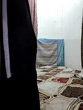 Snapshot of MohiniHott chatting on 11/11/25, 05:40 MohiniHott online show from 11/11/25, 05:40