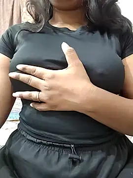 MohiniHott online show from 06/15/26, 04:47