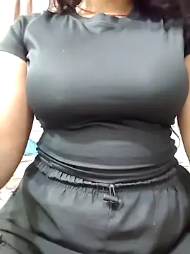 MohiniHott online show from 06/25/26, 05:23