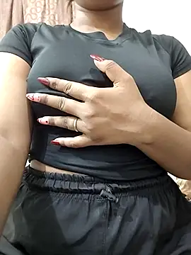 MohiniHott online show from 06/28/26, 04:40