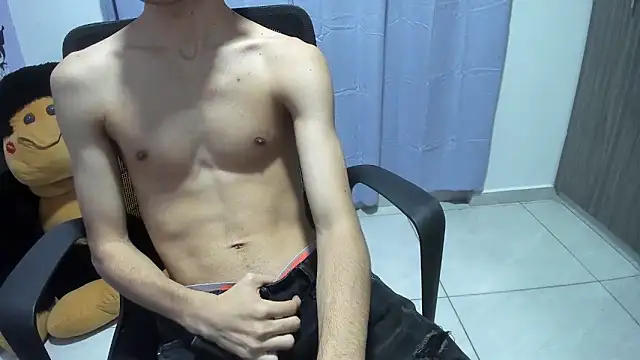 isaaclatino online show from 10/27/25, 06:06