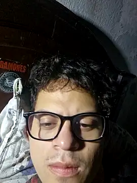 Snapshot of Josudaln2 chatting on 11/12/25, 02:06 Josudaln2 online show from 11/12/25, 02:06