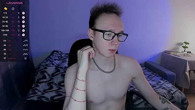Snapshot of Alex_silents chatting on 02/19/25, 01:50 Alex silents online show from 02/19/25, 01:50