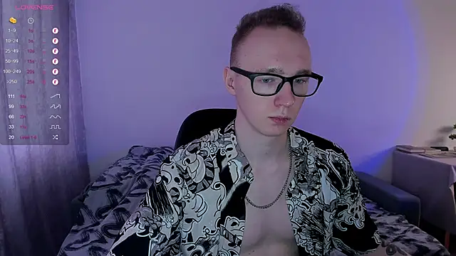 Snapshot of Alex_silents chatting on 03/09/25, 10:08 Alex silents online show from 03/09/25, 10:08