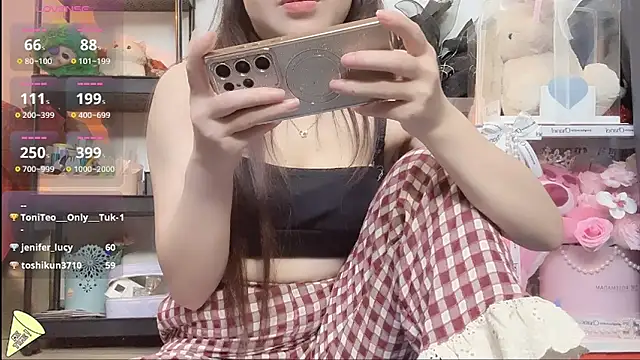 Berrysweet 68 online show from 03/02/25, 09:53