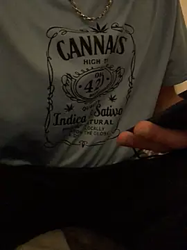 Snapshot of Simboxxx040 chatting on 01/08/25, 05:27 Simboxxx040 online show from 01/08/25, 05:27