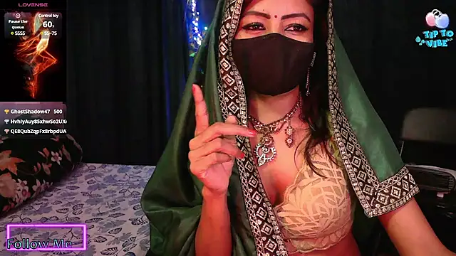 Snapshot of Aashiya- chatting on 02/21/25, 02:17 Aashiya- online show from 02/21/25, 02:17