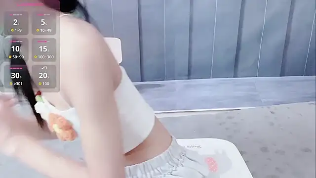 Sarah-ery online show from 10/24/25, 01:13