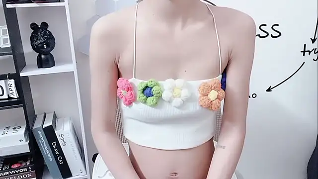 Sarah-ery online show from 04/13/26, 01:22