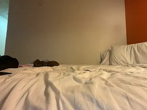 tatted-bitty online show from 11/18/25, 04:06