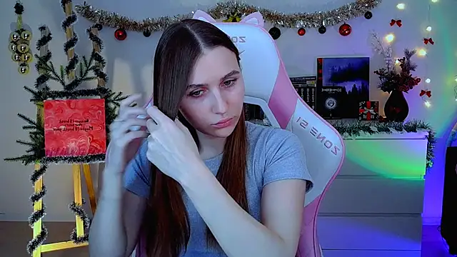 AliceCharmy online show from 12/15/25, 10:52