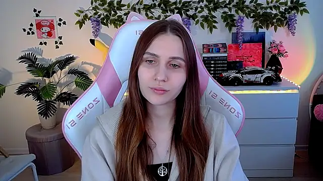 AliceCharmy online show from 05/13/26, 02:14