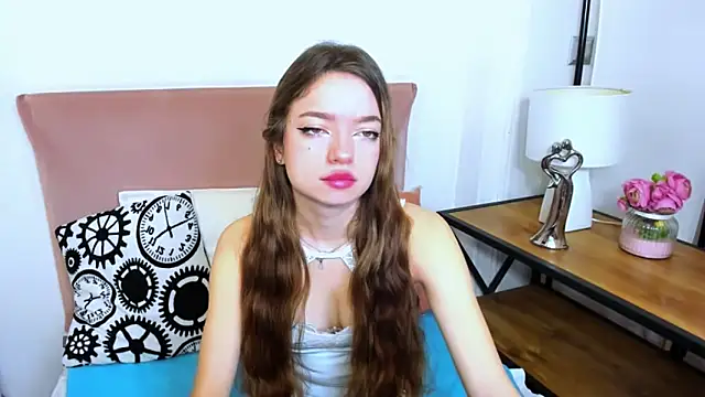 Snapshot of GraceLips chatting on 03/07/25, 06:35 GraceLips online show from 03/07/25, 06:35