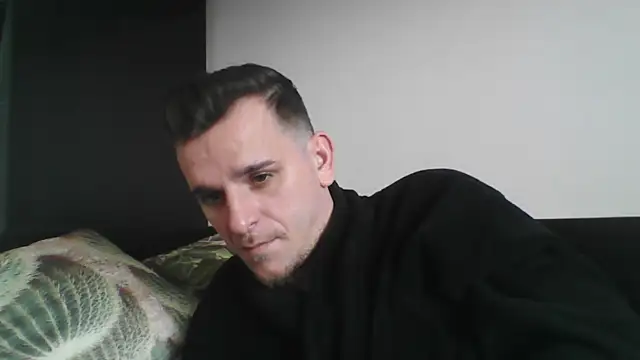 Snapshot of Huge_cock22cm chatting on 01/26/25, 10:34 Huge cock22cm online show from 01/26/25, 10:34