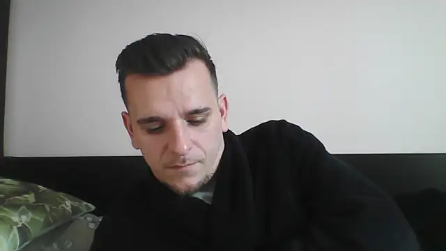 Snapshot of Huge_cock22cm chatting on 01/27/25, 10:38 Huge cock22cm online show from 01/27/25, 10:38