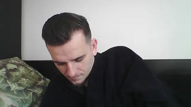 Snapshot of Huge_cock22cm chatting on 03/04/25, 06:47 Huge cock22cm online show from 03/04/25, 06:47