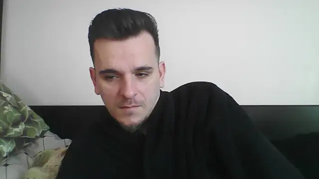 Snapshot of Huge_cock22cm chatting on 03/06/25, 07:25 Huge cock22cm online show from 03/06/25, 07:25
