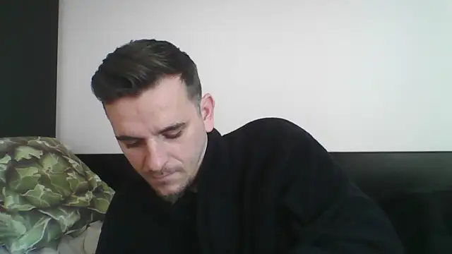 Snapshot of Huge_cock22cm chatting on 03/10/25, 06:49 Huge cock22cm online show from 03/10/25, 06:49