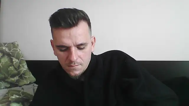 Snapshot of Huge_cock22cm chatting on 03/19/25, 10:11 Huge cock22cm online show from 03/19/25, 10:11