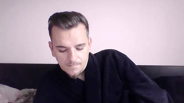 Snapshot of Huge_cock22cm chatting on 10/01/25, 07:14 Huge cock22cm online show from 10/01/25, 07:14