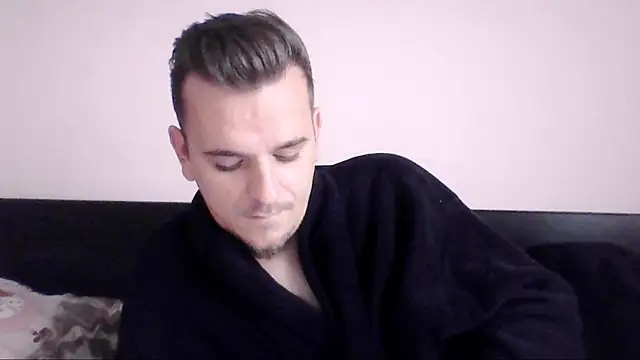 Snapshot of Huge_cock22cm chatting on 10/03/25, 08:55 Huge cock22cm online show from 10/03/25, 08:55