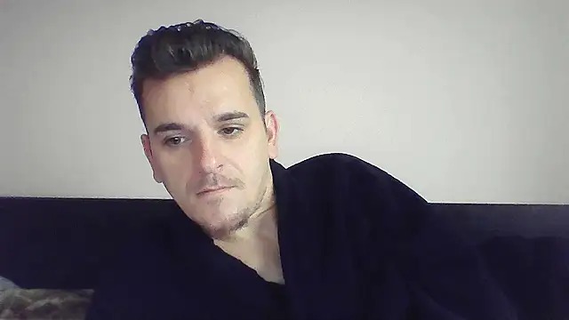 Snapshot of Huge_cock22cm chatting on 10/09/25, 06:44 Huge cock22cm online show from 10/09/25, 06:44