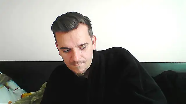 Snapshot of Huge_cock22cm chatting on 10/15/25, 10:04 Huge cock22cm online show from 10/15/25, 10:04