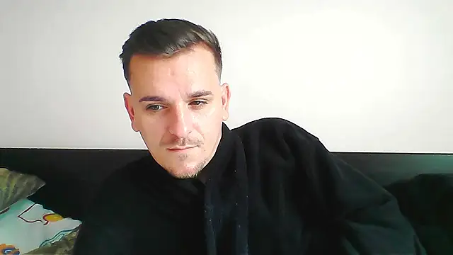 Snapshot of Huge_cock22cm chatting on 10/16/25, 10:38 Huge cock22cm online show from 10/16/25, 10:38