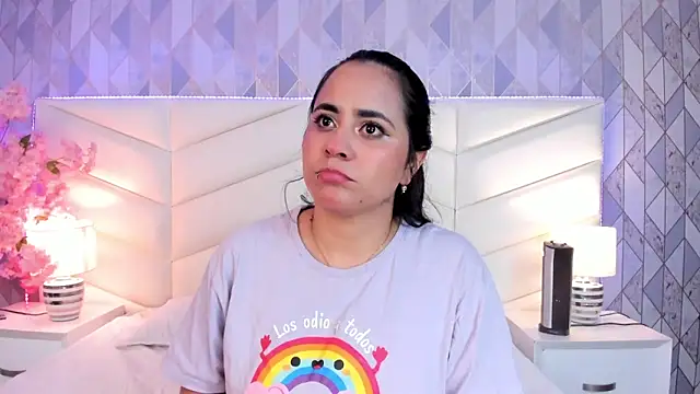 Brenda Garcia online show from 03/04/25, 10:38