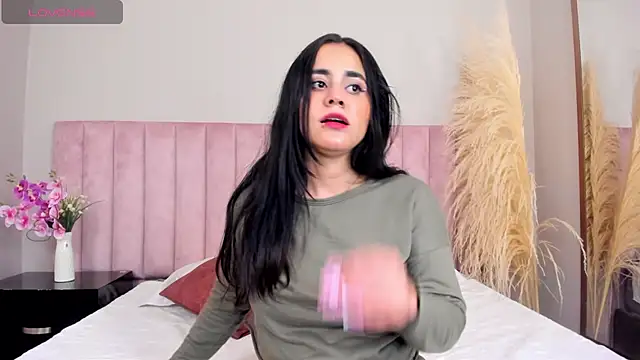 Brenda Garcia online show from 03/18/25, 09:21