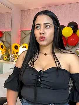 Brenda Garcia online show from 09/29/25, 07:51