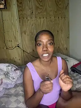 Snapshot of NillaMontana chatting on 01/15/25, 01:34 NillaMontana online show from 01/15/25, 01:34