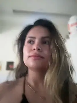 melanny10 online show from 12/21/24, 10:39