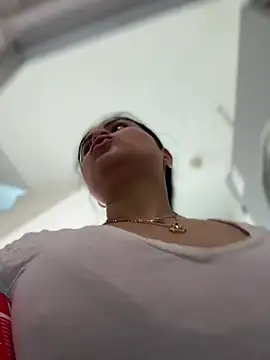 melanny10 online show from 02/01/25, 12:37