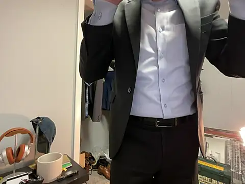 mouser21212 online show from 01/01/25, 12:11