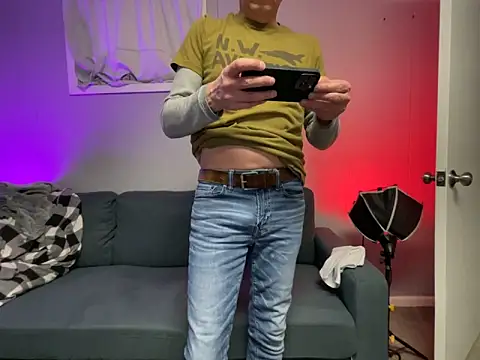 mouser21212 online show from 01/22/25, 03:40