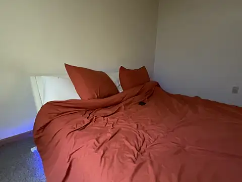 mouser21212 online show from 04/16/26, 08:42