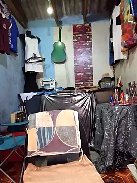 Snapshot of TaurusBallz chatting on 09/16/25, 06:20 TaurusBallz online show from 09/16/25, 06:20