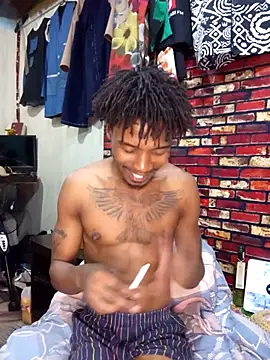 Snapshot of TaurusBallz chatting on 10/02/25, 11:12 TaurusBallz online show from 10/02/25, 11:12