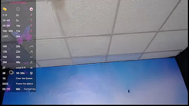 Snapshot of IsabellAndYessi chatting on 03/01/25, 06:32 IsabellAndYessi online show from 03/01/25, 06:32