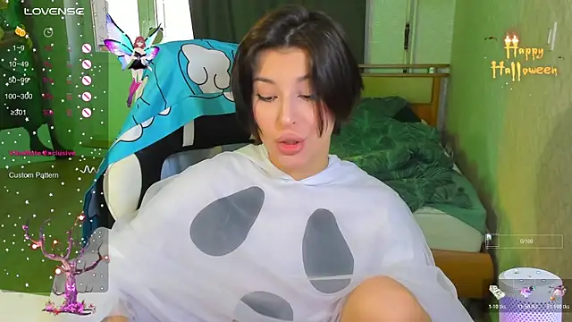 folinskayyya online show from 10/25/25, 03:14