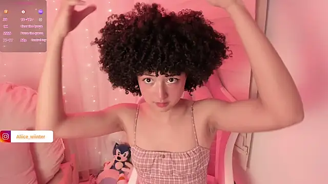 Snapshot of Alice_winter_ chatting on 12/04/25, 06:16 Alice winter online show from 12/04/25, 06:16