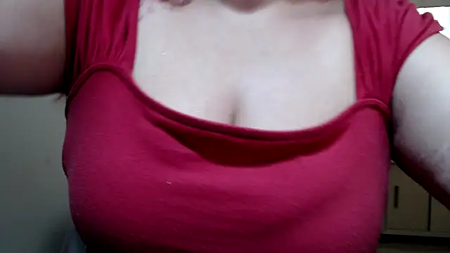 Snapshot of lilisa777 chatting on 03/07/25, 10:10 lilisa777 online show from 03/07/25, 10:10